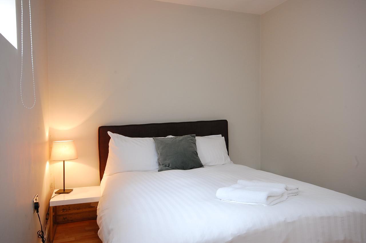 35 Swinton Street 3*